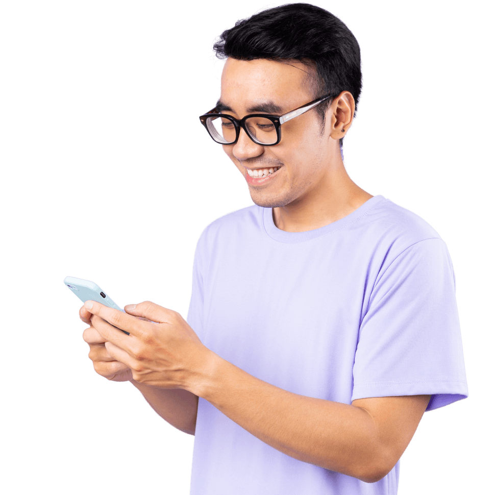 Man with lilac shirt using a phone
